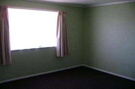 Photo of property in 98 Roberts Line, Kelvin Grove, Palmerston North, 4414