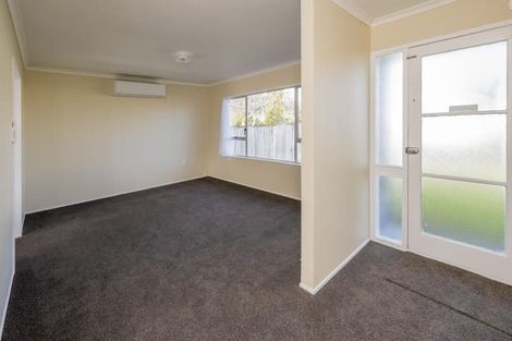 Photo of property in 3 Heather Street, Levin, 5510