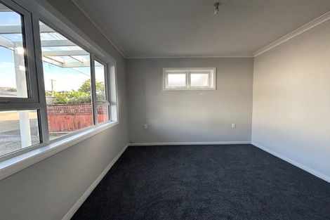 Photo of property in 2 Tory Street, Petone, Lower Hutt, 5012