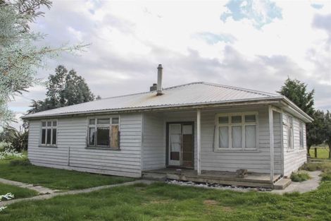 Photo of property in 17 Settlement Road, Papatotara, Tuatapere, 9691