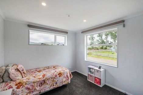 Photo of property in 78 Tamatarau Road, Tokomaru, Palmerston North, 4474