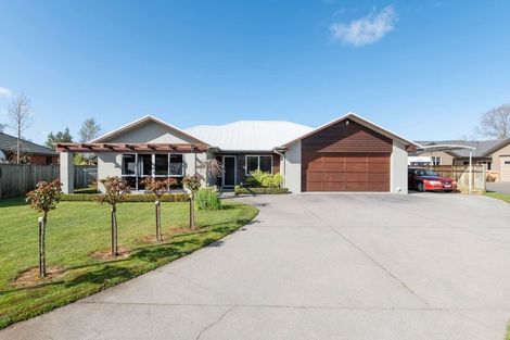 Photo of property in 16 Holden Avenue, Holdens Bay, Rotorua, 3010