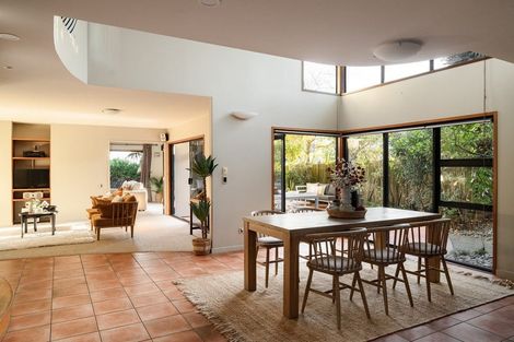 Photo of property in 284 Oceanbeach Road, Mount Maunganui, 3116