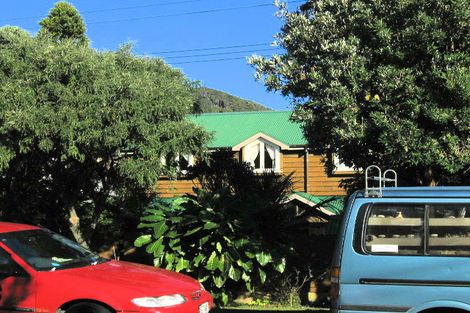 Photo of property in 15 Miro Street, Eastbourne, Lower Hutt, 5013