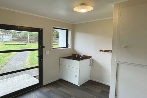 Photo of property in 25 Virgo Place, Glen Eden, Auckland, 0602