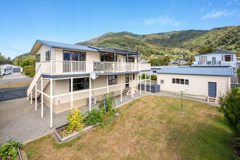 Photo of property in 28 Lawrence Street, Havelock, 7100