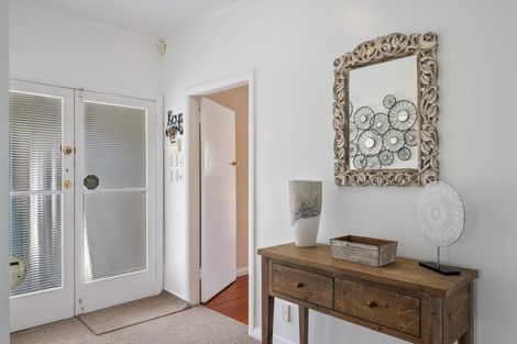 Photo of property in 7 Kawiu Road, Levin, 5510