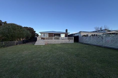 Photo of property in 44 Discovery Place, Marfell, New Plymouth, 4310