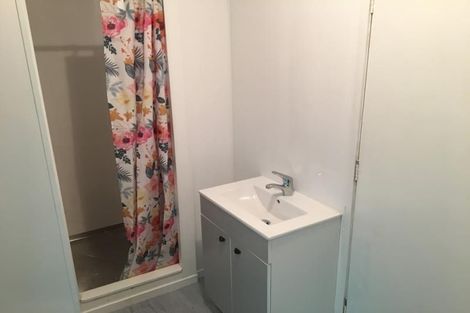 Photo of property in 10 Quiet Street, Te Atatu South, Auckland, 0610