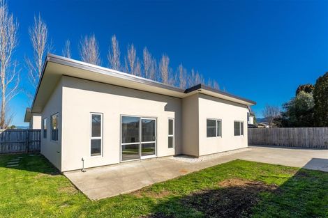Photo of property in 8a Coppins Place, Motueka, 7120