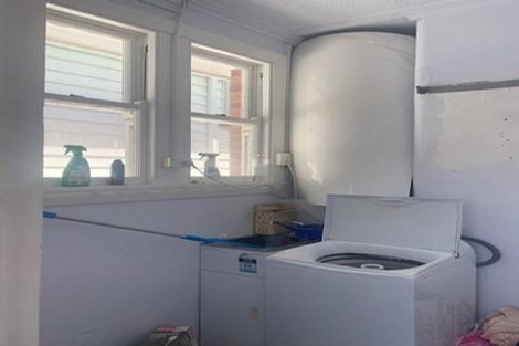 Photo of property in 43 Belvedere Road, Hataitai, Wellington, 6021