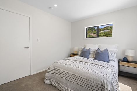 Photo of property in 62 Tiketike Way, Brooklyn, Wellington, 6021