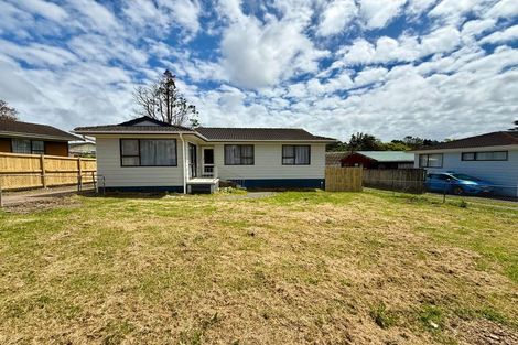 Photo of property in 6 Elvira Place, Ranui, Auckland, 0612