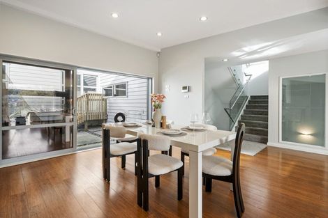 Photo of property in 10 Bayside Drive, Browns Bay, Auckland, 0630