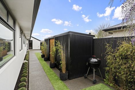 Photo of property in 46 Holiday Drive, Mairehau, Christchurch, 8052