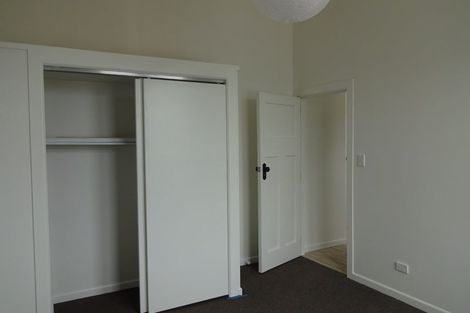 Photo of property in 73 Queens Drive, Lyall Bay, Wellington, 6022