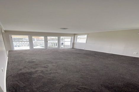 Photo of property in 63 Bond Crescent, Forrest Hill, Auckland, 0620