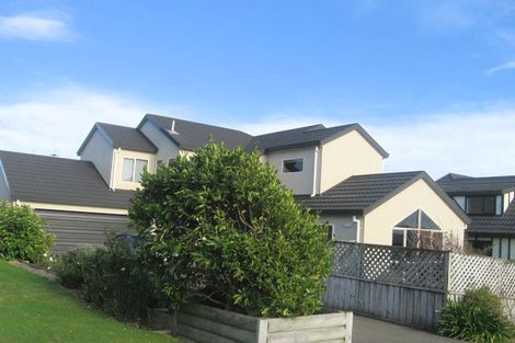 Photo of property in 28 Halladale Road, Papakowhai, Porirua, 5024