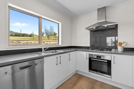 Photo of property in 8b Queensberry Terrace, Queensberry, Cromwell, 9383