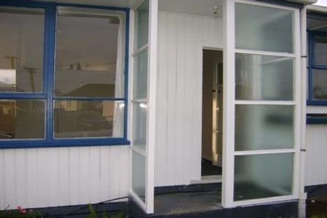 Photo of property in 11 Virgil Place, Northcote, Christchurch, 8052