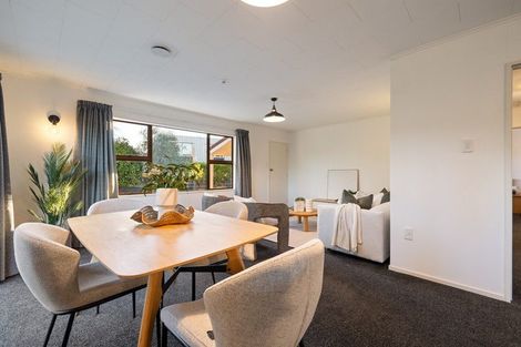 Photo of property in 32 Redwood Grove, Hokowhitu, Palmerston North, 4410