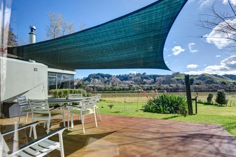 Photo of property in 39 Riverbank Road, Okoia, Whanganui, 4573