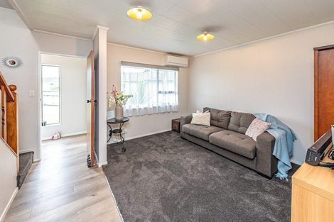 Photo of property in 18 Warwick Place, Springvale, Whanganui, 4501