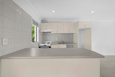 Photo of property in 11 Lockington Avenue, Henderson, Auckland, 0612