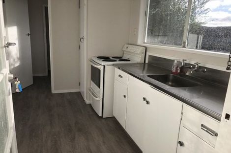 Photo of property in 12-14 Hinau Place, Cloverlea, Palmerston North, 4412