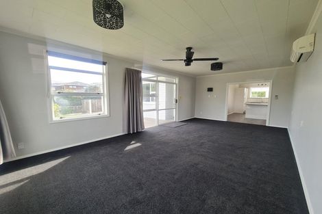 Photo of property in 26 Gordon Place, Levin, 5510