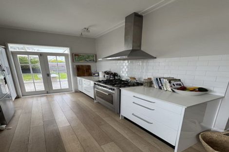 Photo of property in 50 Heretaunga Street, Petone, Lower Hutt, 5012