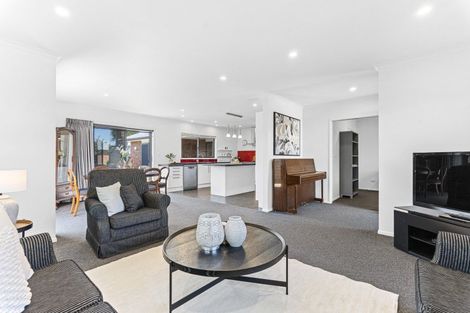 Photo of property in 271a Carrington Street, Vogeltown, New Plymouth, 4310