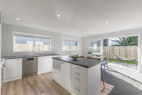 Photo of property in 20 Koru Loop, Paraparaumu, 5032