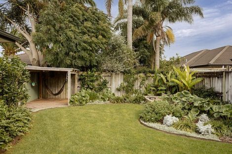 Photo of property in 14 Grabella Place, Papamoa Beach, Papamoa, 3118