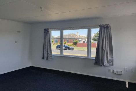 Photo of property in 50 Shackleton Street, Maraenui, Napier, 4110