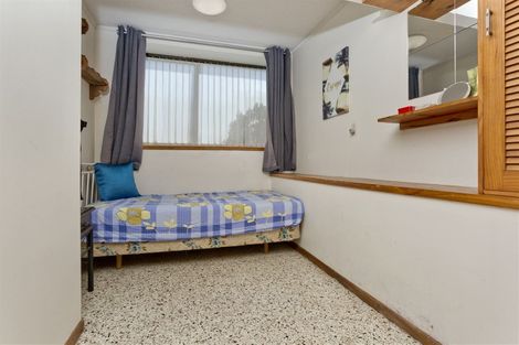 Photo of property in 17 Halberg Street, Glenfield, Auckland, 0629