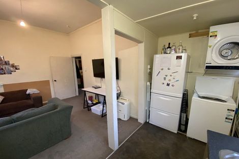 Photo of property in 247 Castle Street, Dunedin Central, Dunedin, 9016