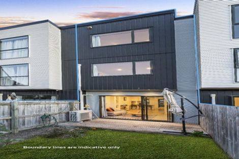 Photo of property in 2/46 Te Kanawa Crescent, Henderson, Auckland, 0610