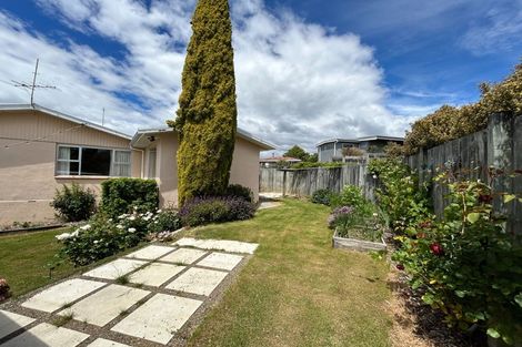 Photo of property in 60 Totara Terrace, Wanaka, 9305