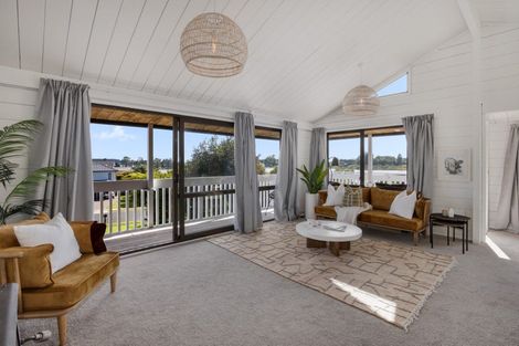 Photo of property in 10 Lindoch Avenue, Te Puna, Tauranga, 3174