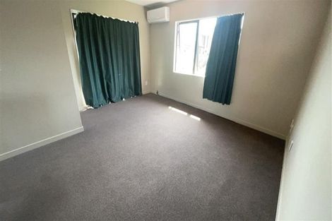 Photo of property in 7 Pistachio Place, Goodwood Heights, Auckland, 2105