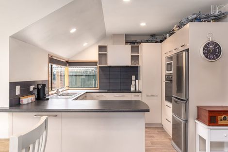 Photo of property in 45b Gladstone Road, Woodend, 7610