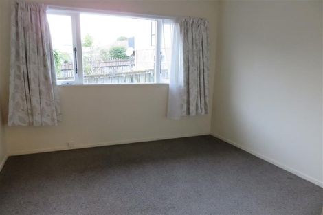 Photo of property in 110 Mcleod Road, Te Atatu South, Auckland, 0610