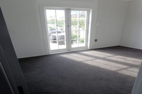 Photo of property in 43 Graham Avenue, Te Atatu Peninsula, Auckland, 0610