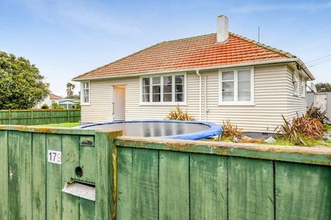 Photo of property in 179 Egmont Street, Patea, 4520