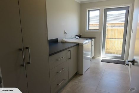 Photo of property in 5 Hydrangea Lane, Milson, Palmerston North, 4414