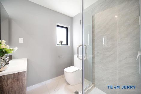 Photo of property in 1/32 Sunlands Drive, Manurewa, Auckland, 2102