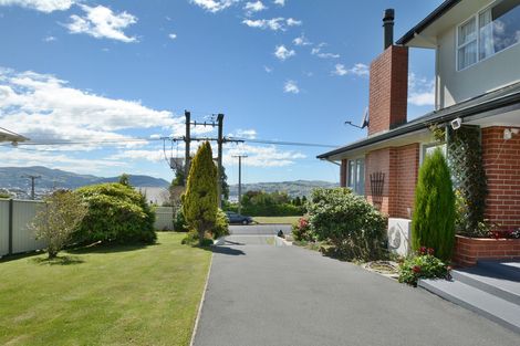 Photo of property in 69 Earls Road, Saint Clair, Dunedin, 9012