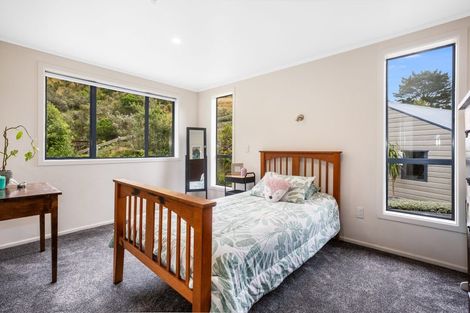 Photo of property in 1153 Paekakariki Hill Road, Paekakariki Hill, Porirua, 5381
