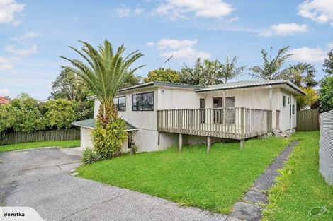 Photo of property in 27a Clairville Crescent, Wai O Taiki Bay, Auckland, 1072